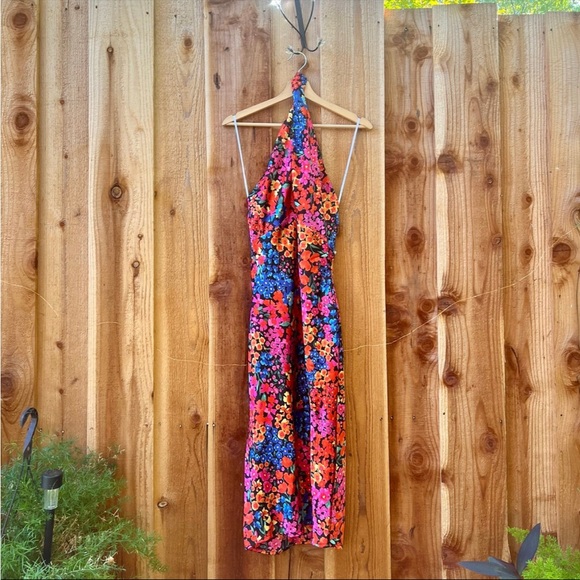 Black and Colorful Multi Floral Satin Halter Midi Dress 🌿 - Picture 5 of 11